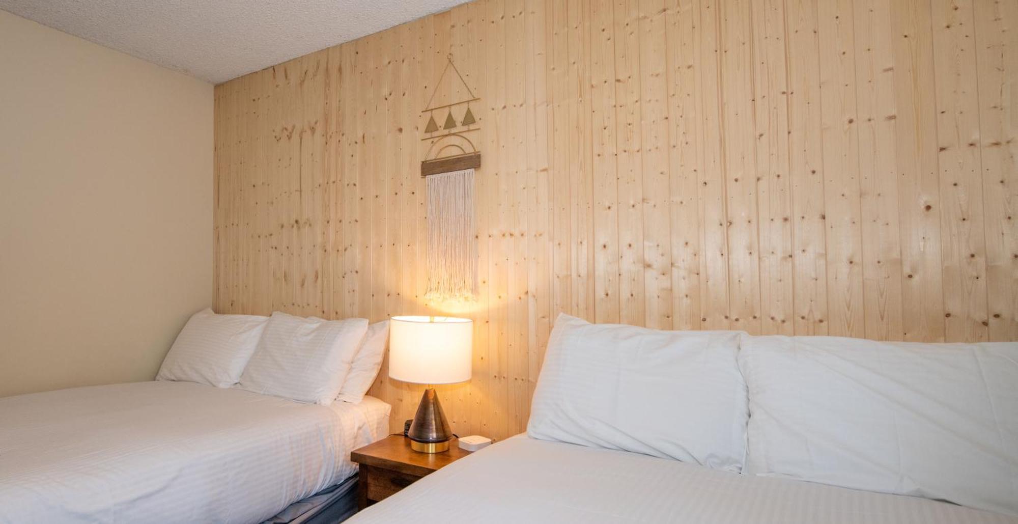 Gull Lake Lodge Джун-Лейк Экстерьер фото